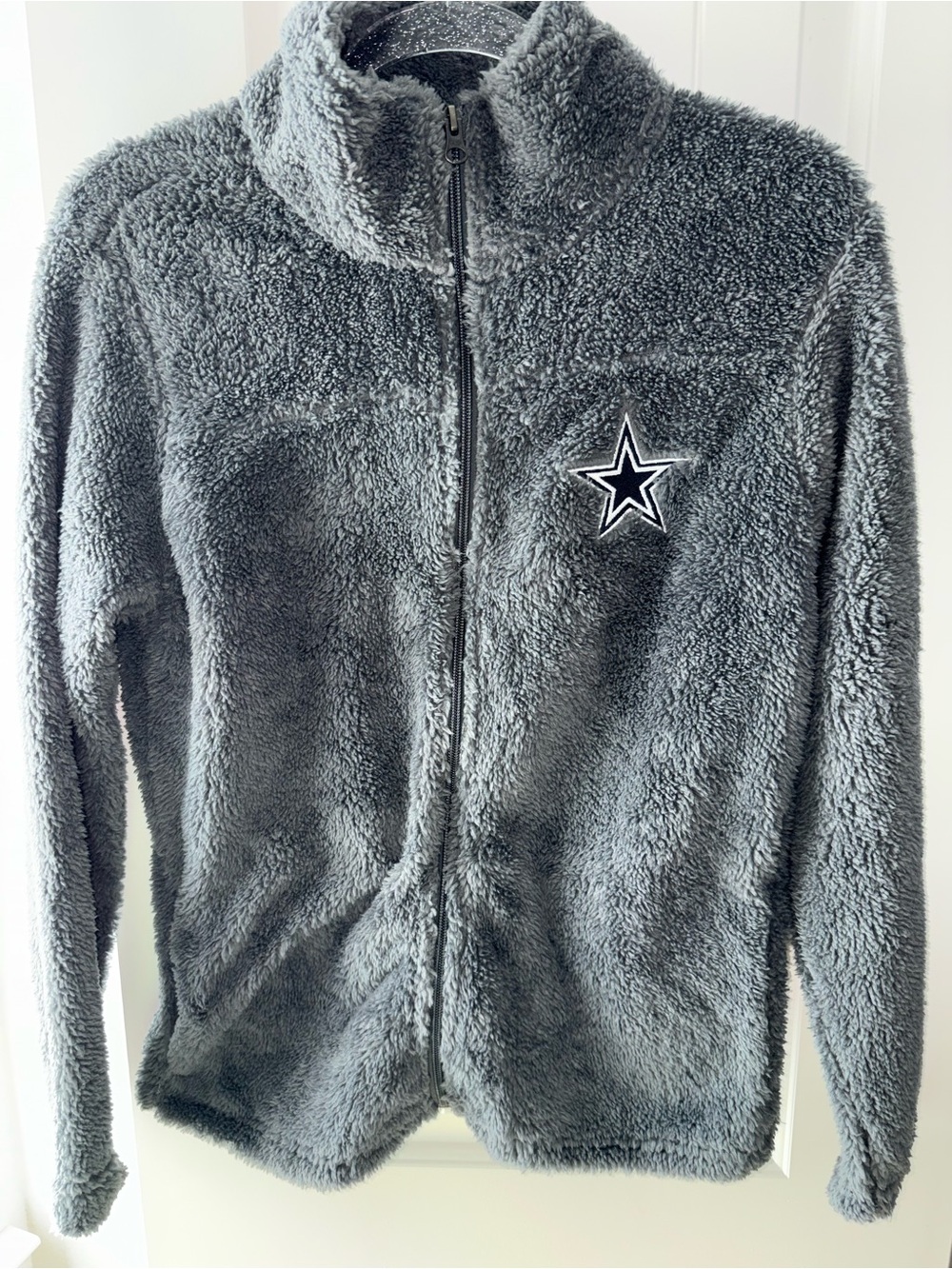 NFL Juniors Collection grey fleece jacket